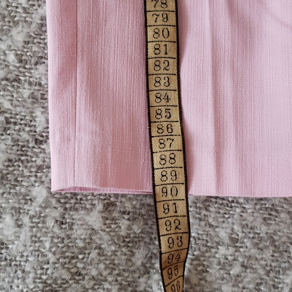 Pink capris - Picture 8 of 8